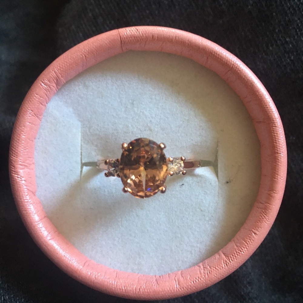 Silver plated mom Ring Size 7